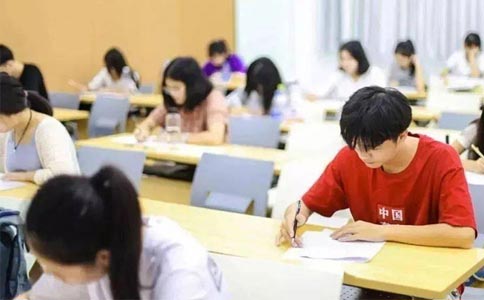 沈阳韦德教育提供高考复读课程